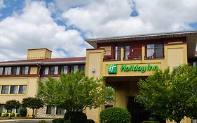 Holiday Inn Milwaukee West